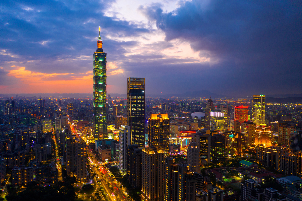 Vibrant Pulse of Vietnam