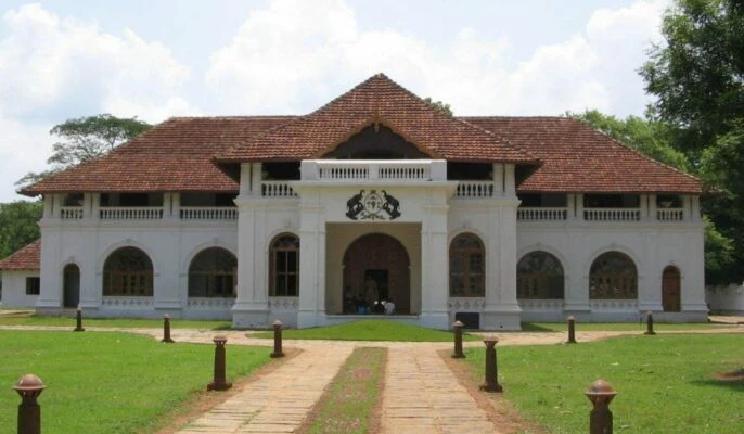 Kochi Athirappilly Tour Package