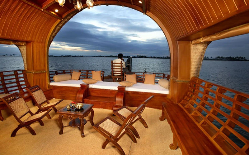Alleppey Houseboat Cruise